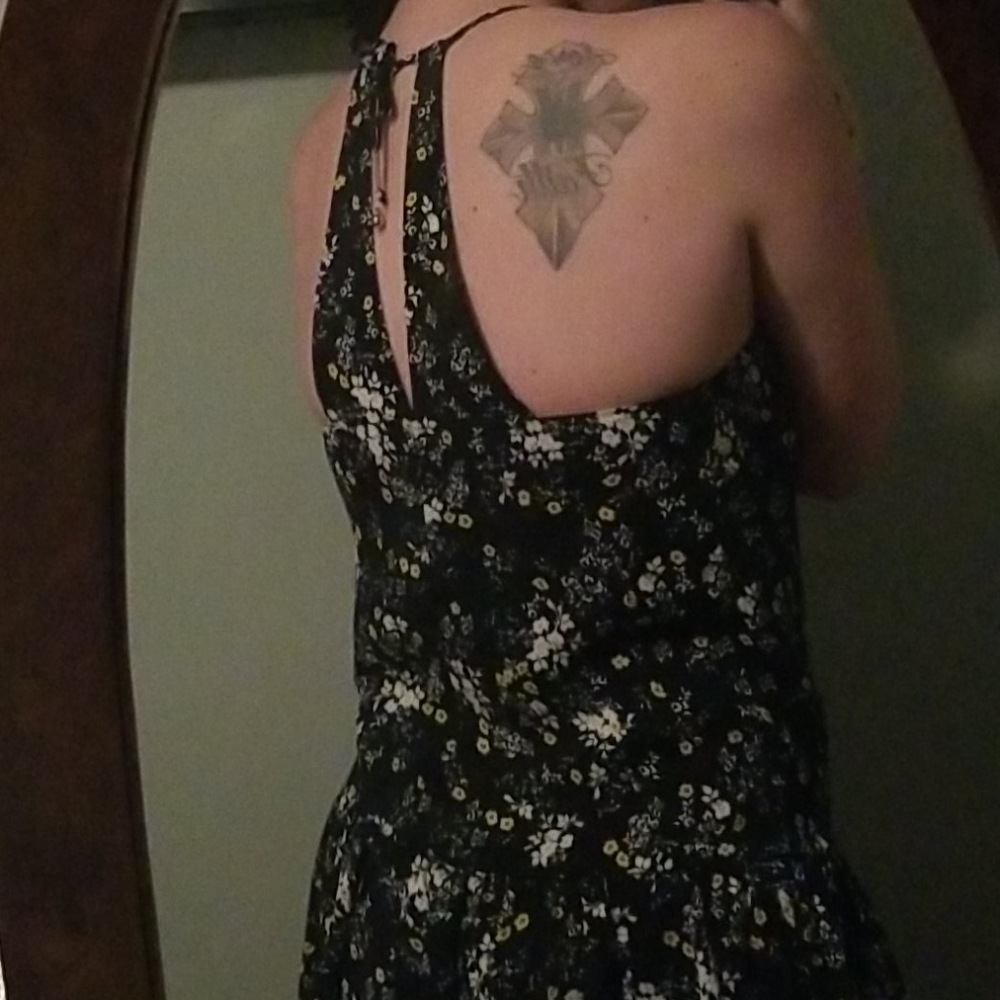 Princess Vera Wang Dress - Picture 10 of 16